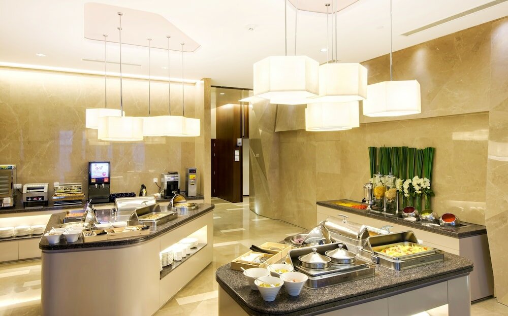 Фото Holiday Inn Express Shanghai Jinsha