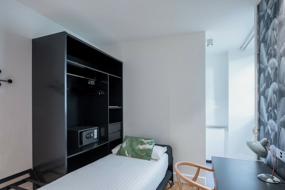 Фото The Pax Hotel