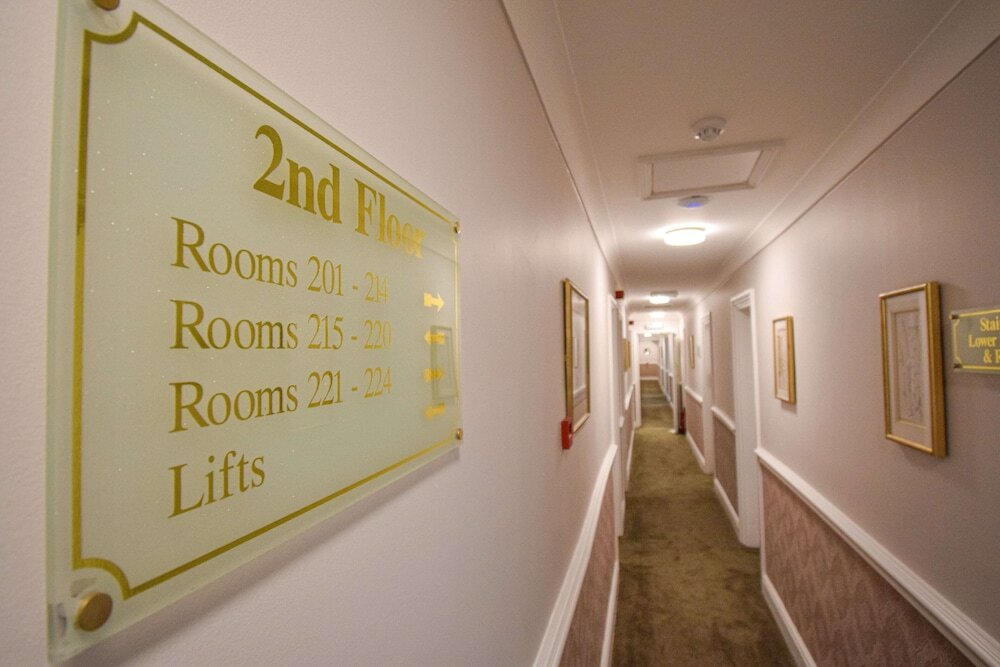 Фото Pembridge Palace Hotel