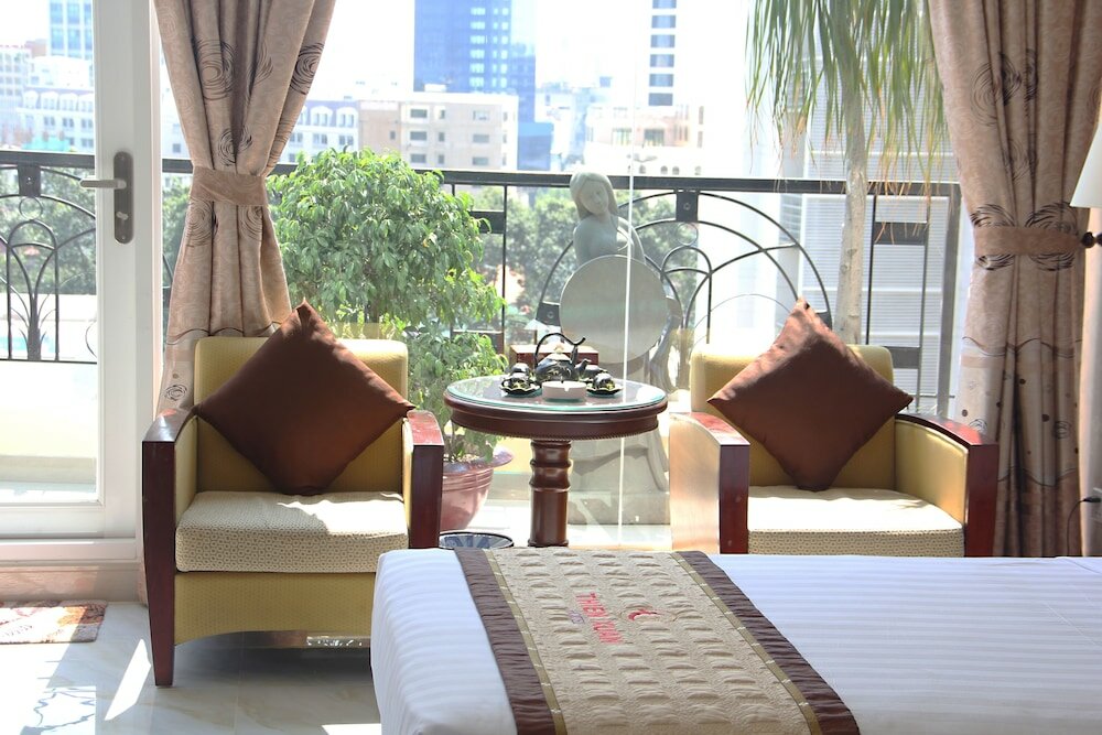 Фото Bon Ami Hotel