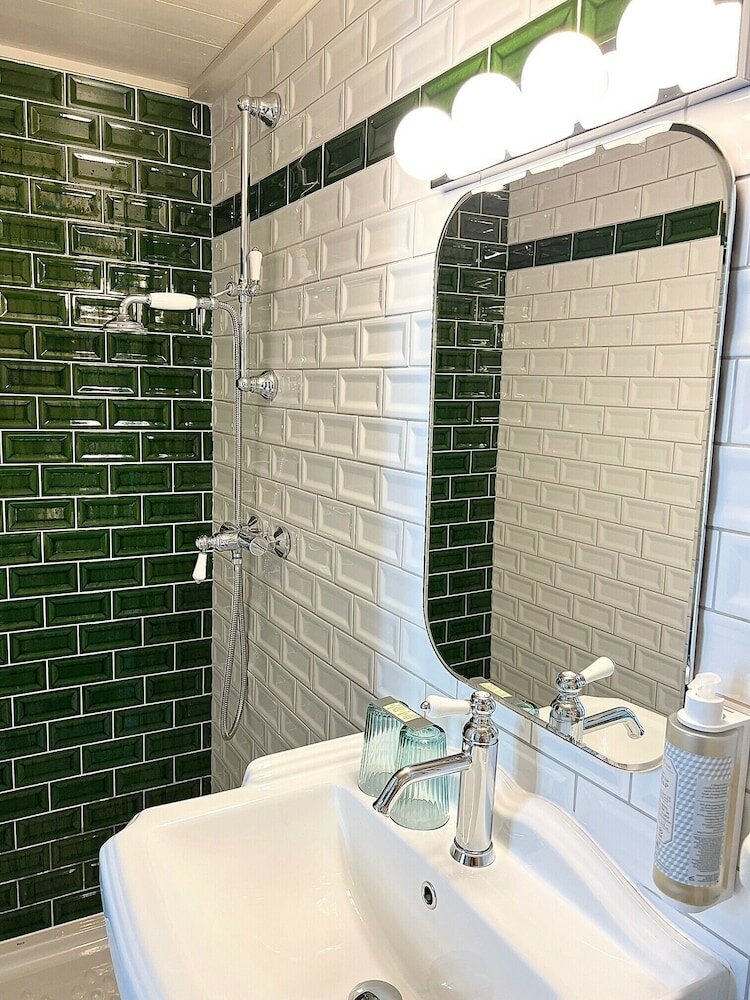 Фото Hôtel De La Tour Intendance