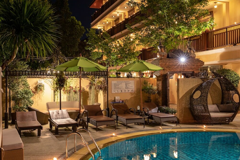 Фото At Chiang Mai Hotel