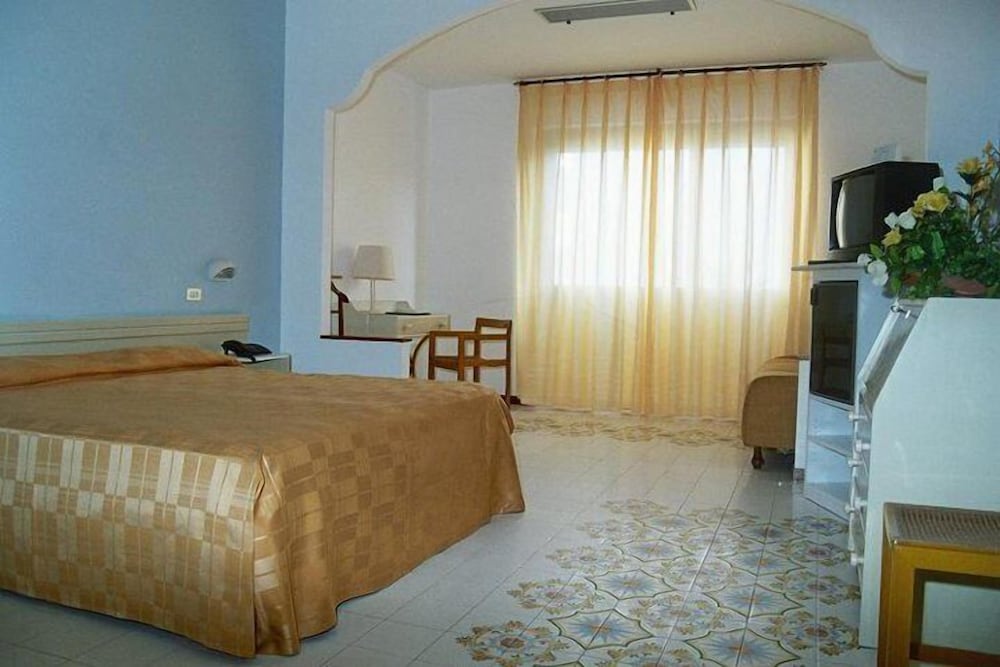 Фото Grand Hotel Don Juan