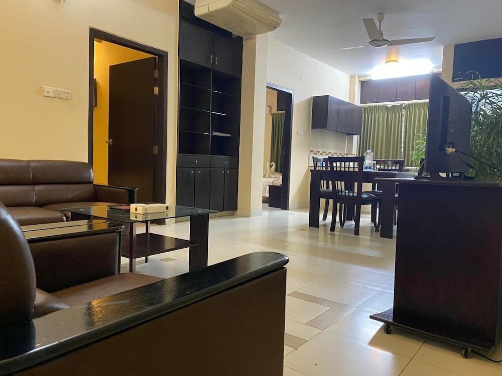 Фото Allegro Holiday Suites