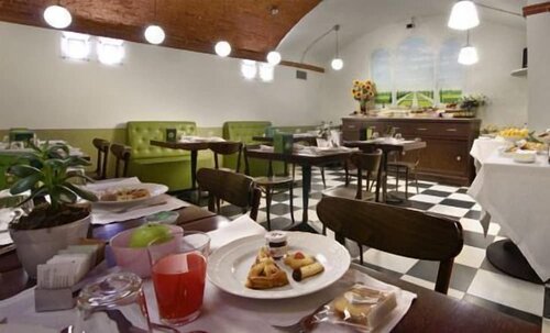 Внешний вид отеля Graziella Patio Hotel в Ареццо, фото 4