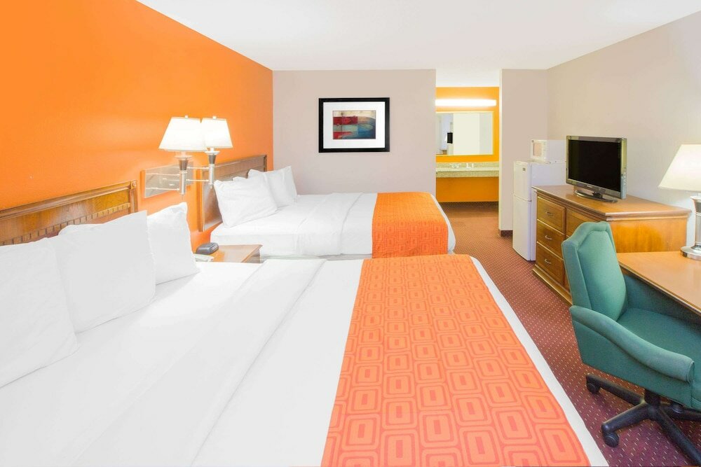 Фото Howard Johnson by Wyndham Dothan