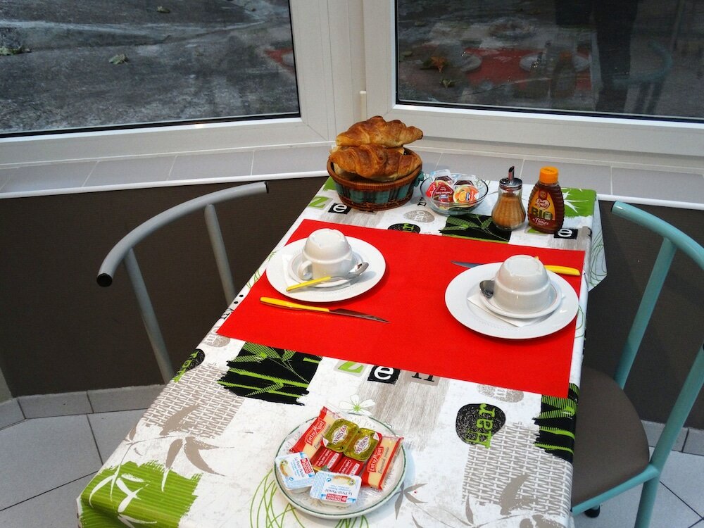 Фото Hotel Le Castel Fleuri