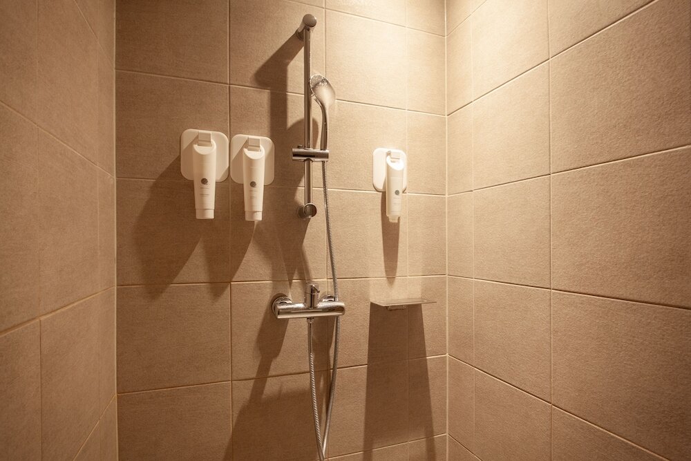 Фото Crown Park Hotel