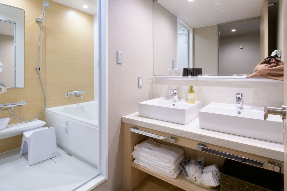 Фото Nara Royal Hotel