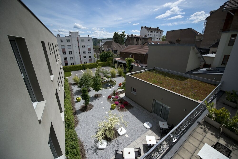 Фото Logis Hôtel Victor Hugo & SPA