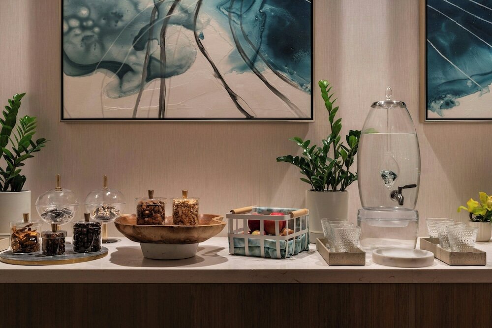 Фото The Ritz-Carlton Residences, Waikiki Beach