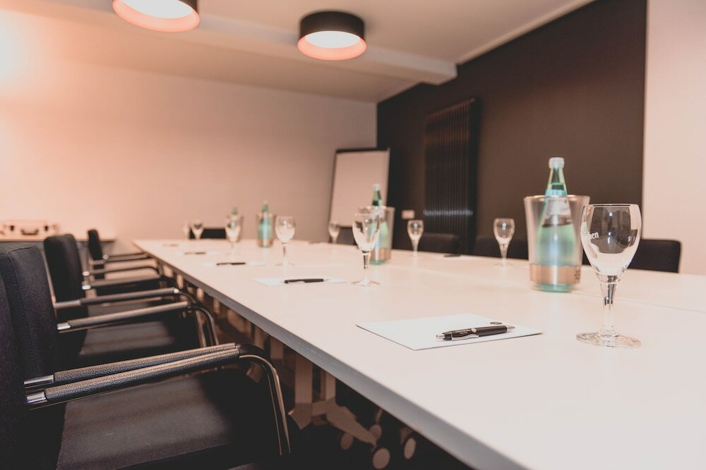 Фото Hotel Bliss Frankfurt