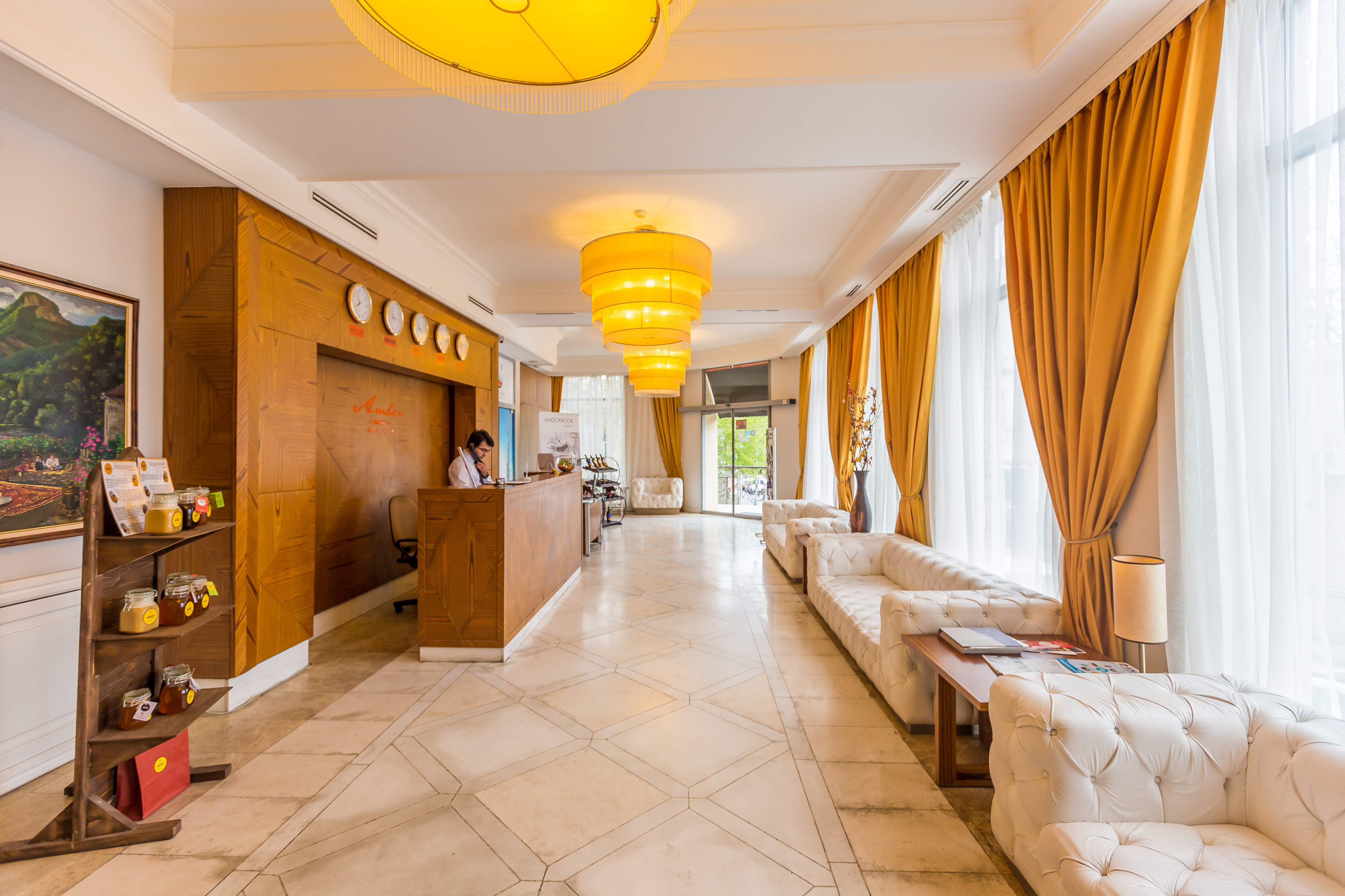 Фото Amber Hotel