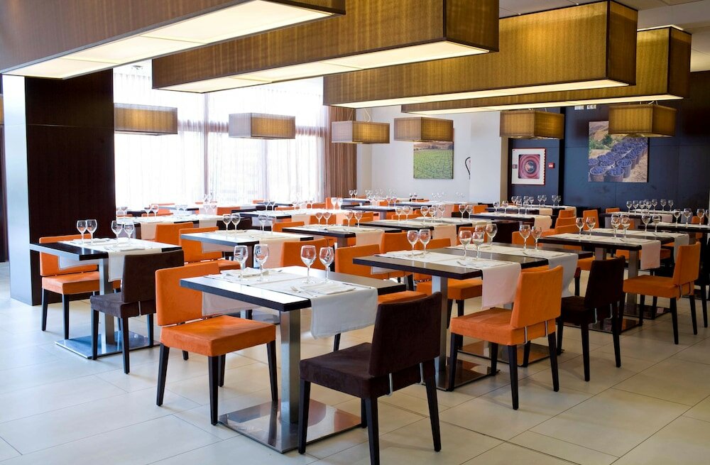 Фото Hotel & SPA Villa Olímpic@ Suites