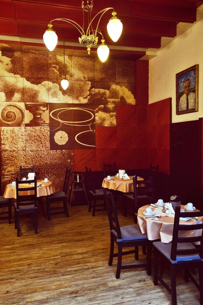 Фото Hotel Meran