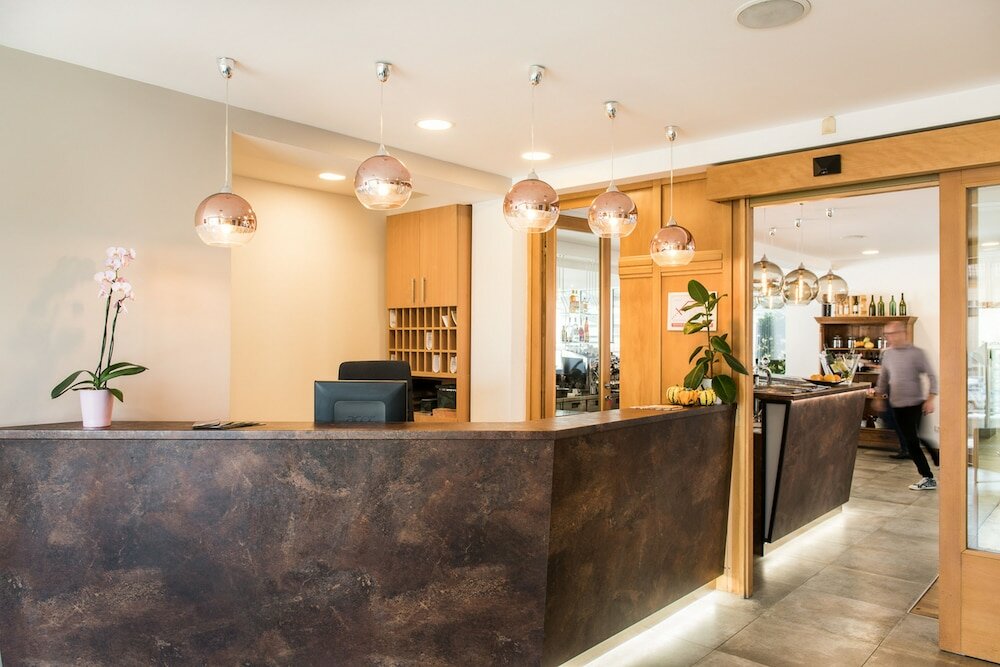 Фото Hotel Troja