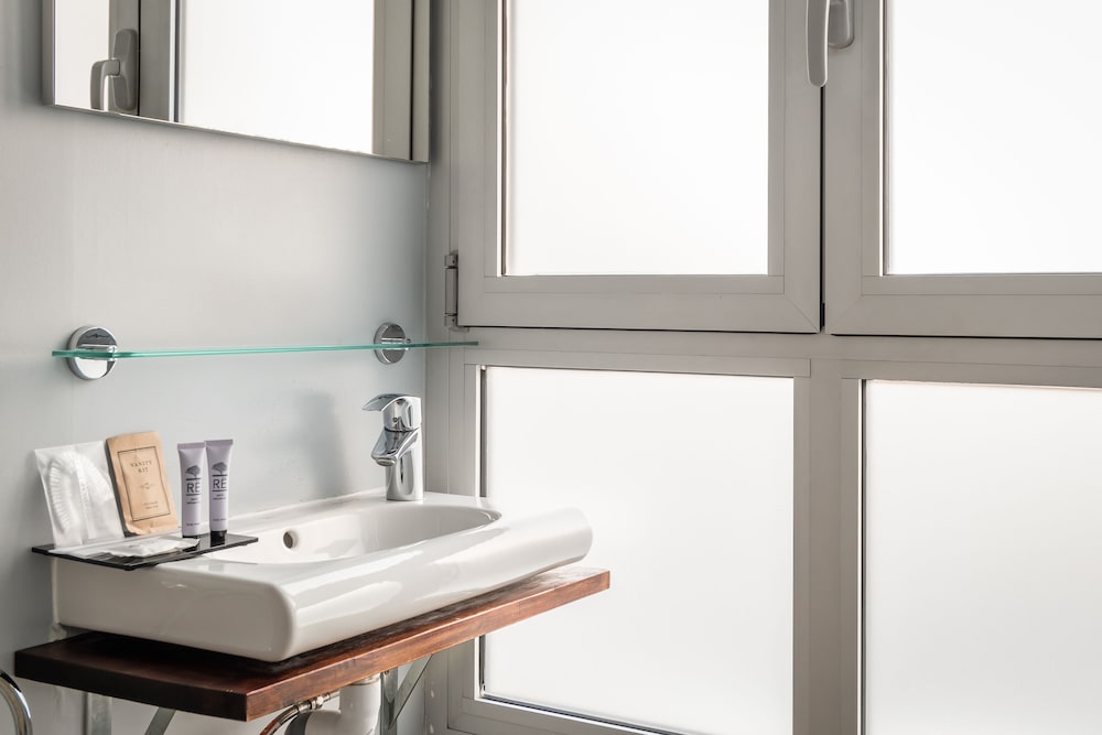 Фото Hotel Madanis Liceo