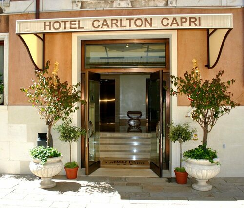 Гостиница Hotel Carlton Capri в Венеции