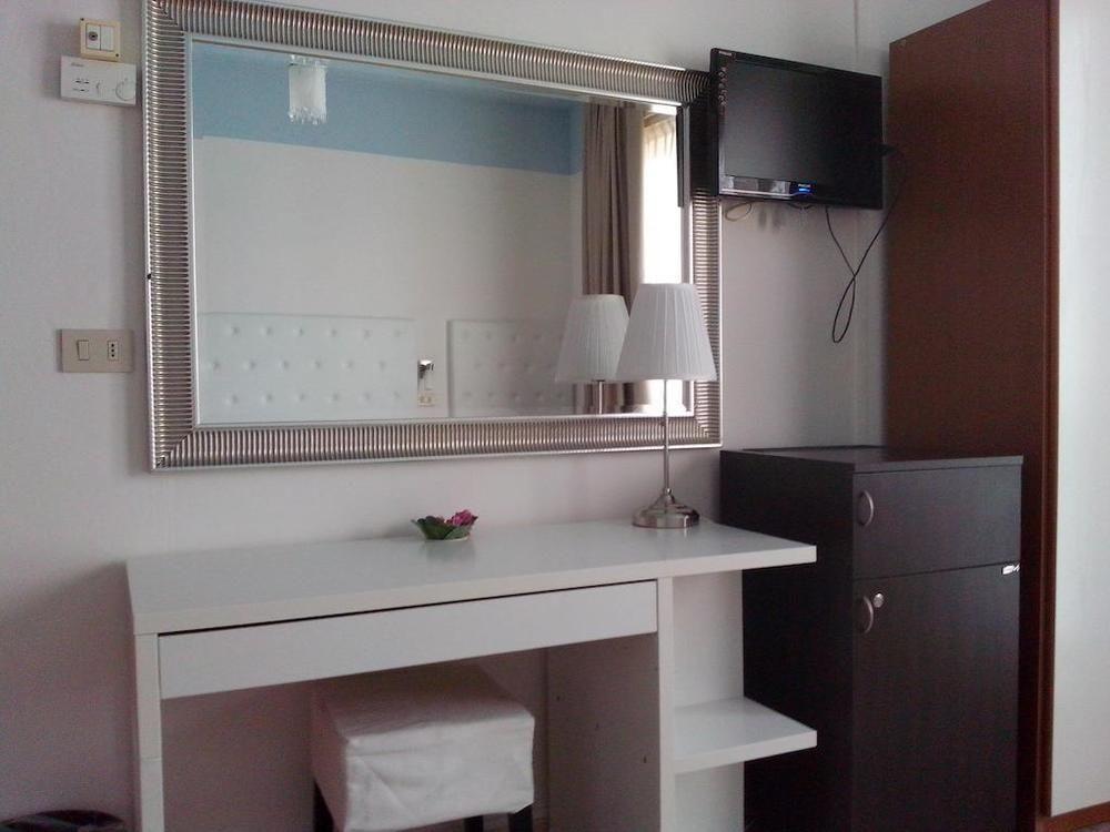 Фото Hotel La Perla Rimini