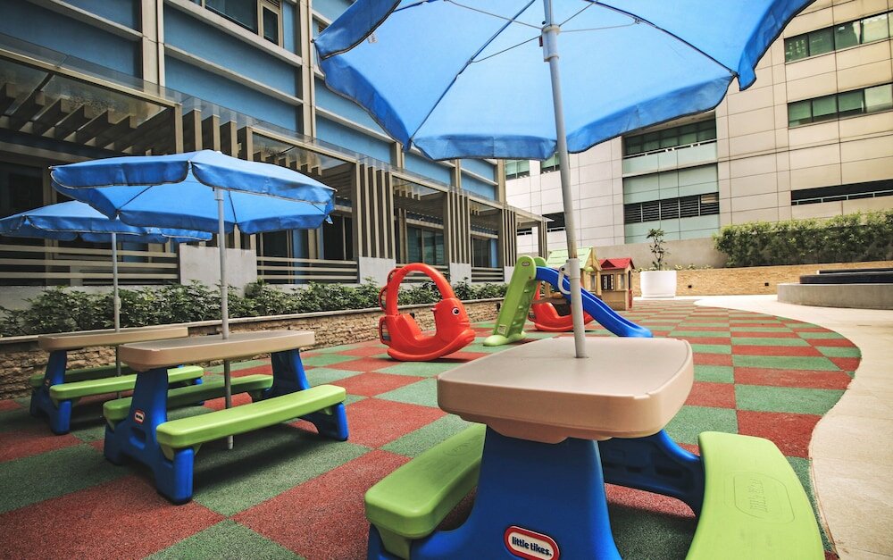 Фото The Mini Suites Eton Tower Makati