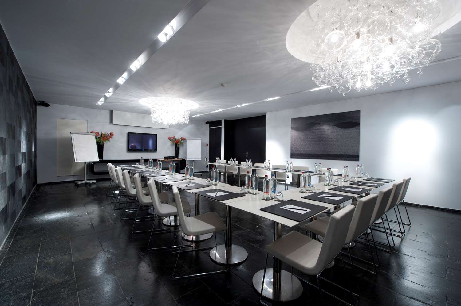 Фото Yooma Urban Lodge