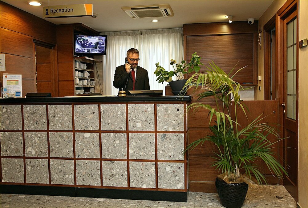 Фото Hotel Meeting Roma