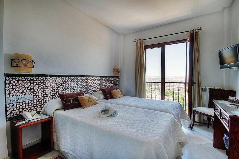 Фото Hotel Mirador Arabeluj