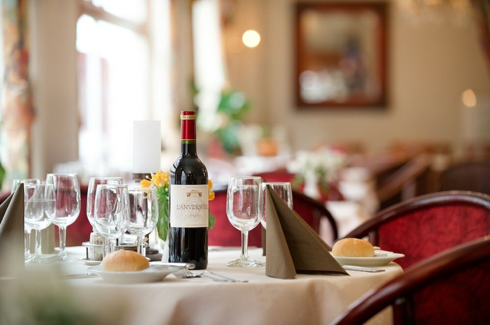 Фото Century Hotel Antwerpen