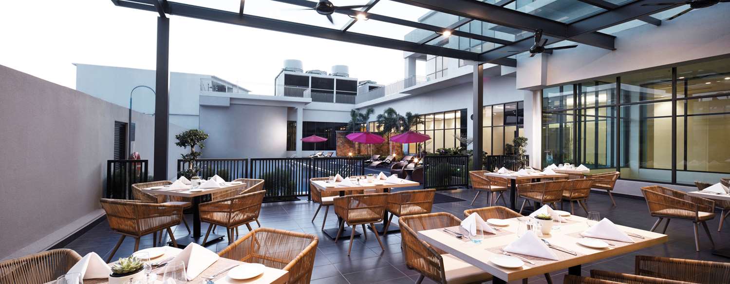 Фото Hilton Garden Inn Puchong