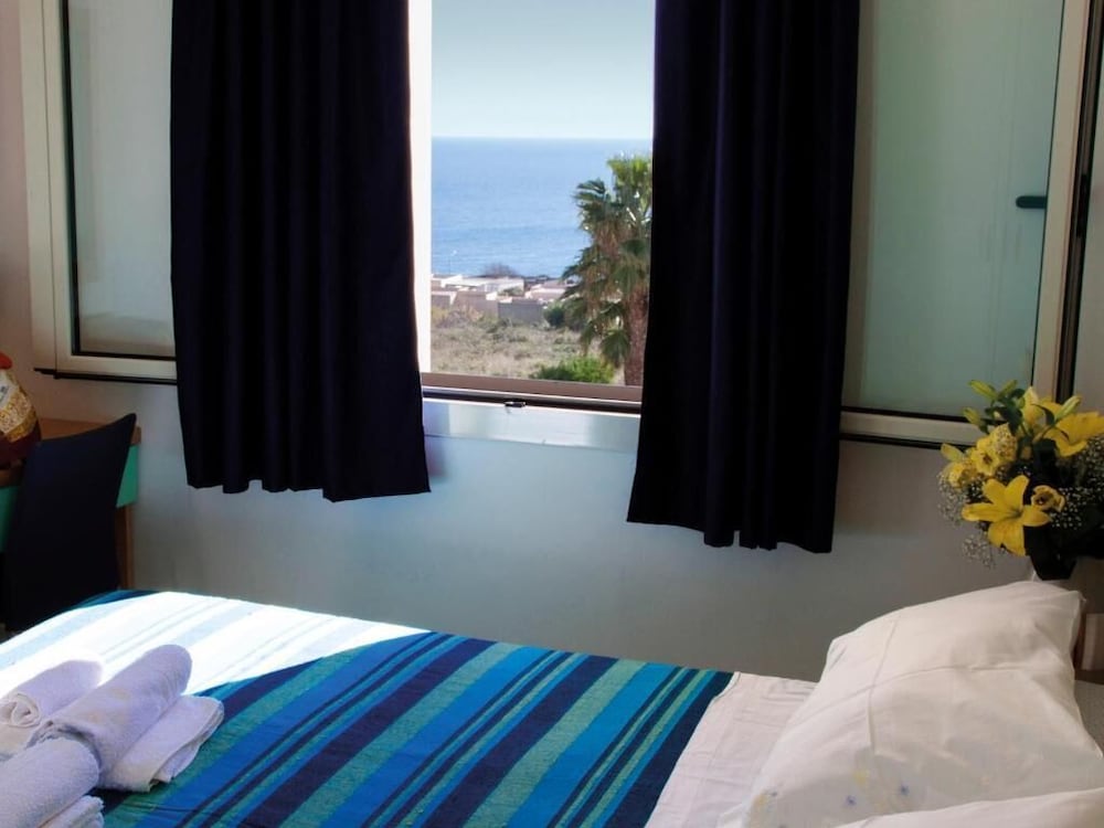 Фото Hotel Residence Oasi d'Oriente