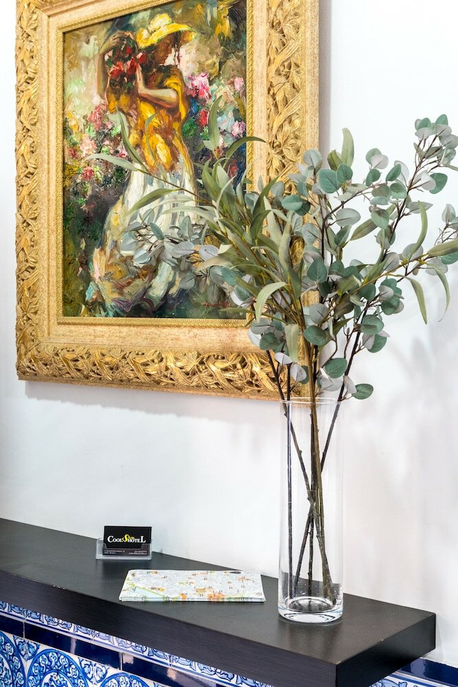 Фото Cool Sevilla Hotel