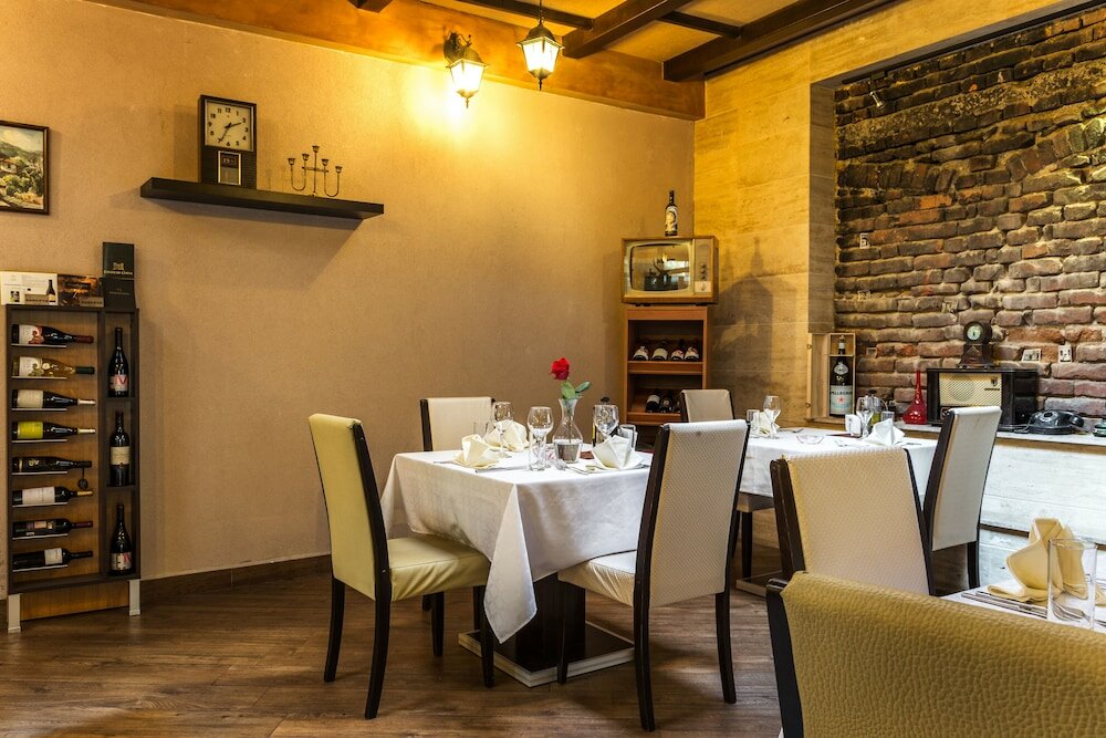 Фото Best Western Plus Bristol Hotel