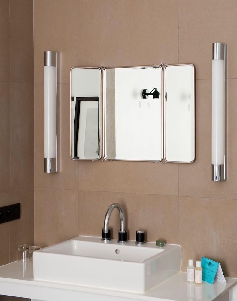 Фото Hotel Les Nuits