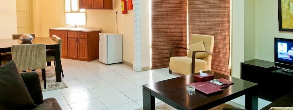 Фото LaVilla Hotel