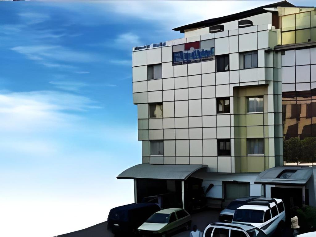 Фото Hotel Nandhini - Minerva Circle