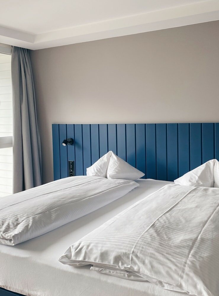 Фото Aparthotel Goldey Interlaken