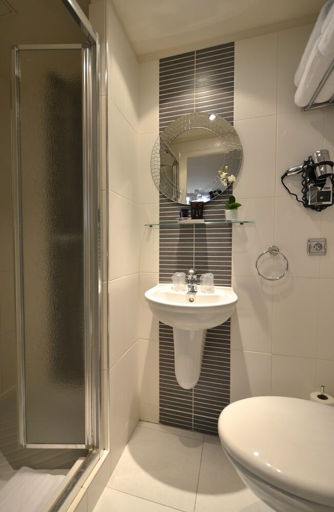 Фото Hotel Arc de Triomphe