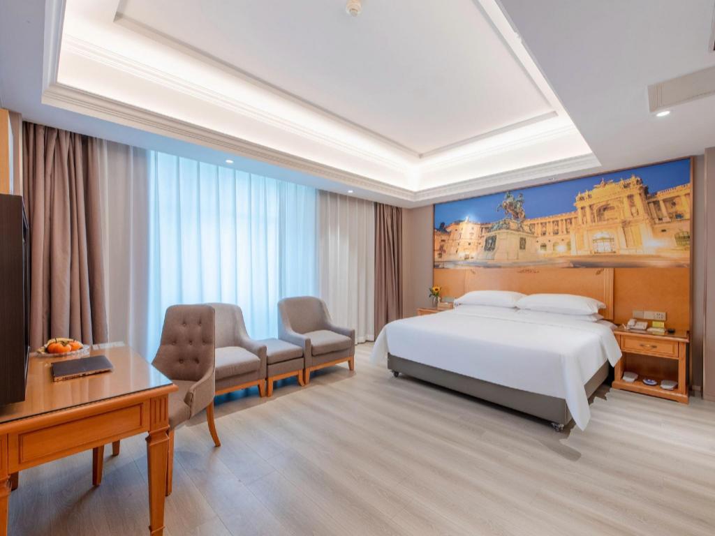 Фото Vienna Hotel