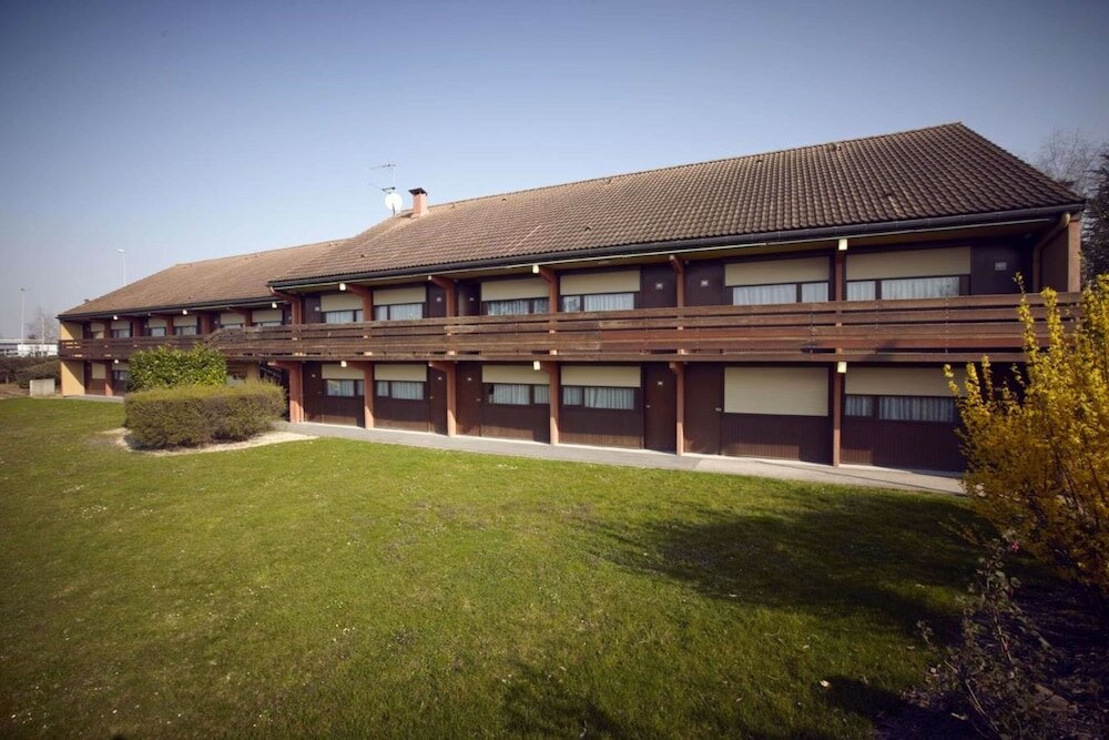 Фото Kyriad Chalons EN Champagne - Saint Martin