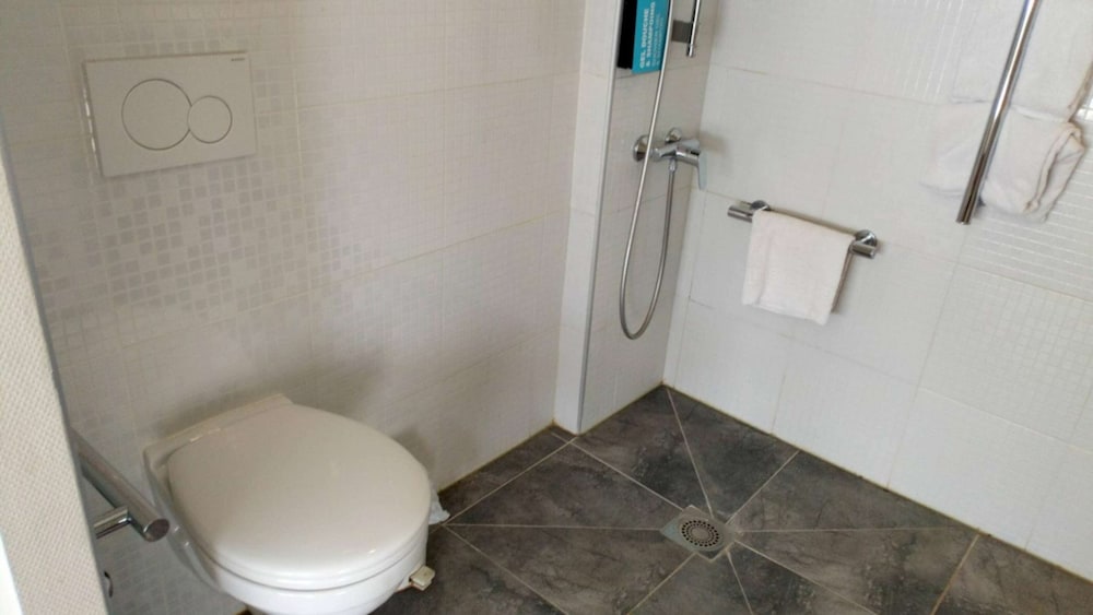 Фото Kyriad Direct Metz Nord – Woippy