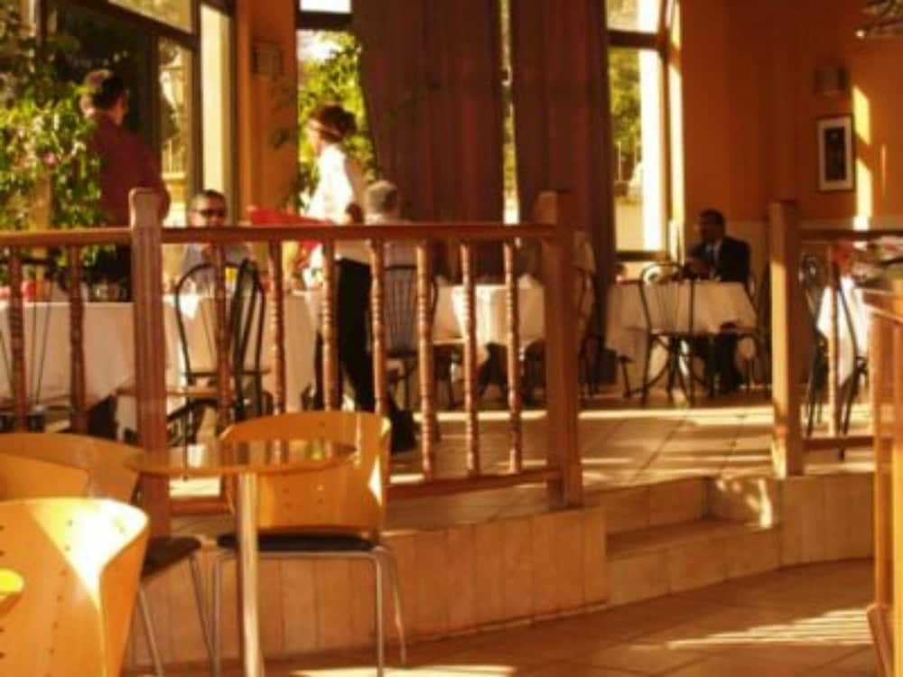 Фото Crystal Hotel Asmara