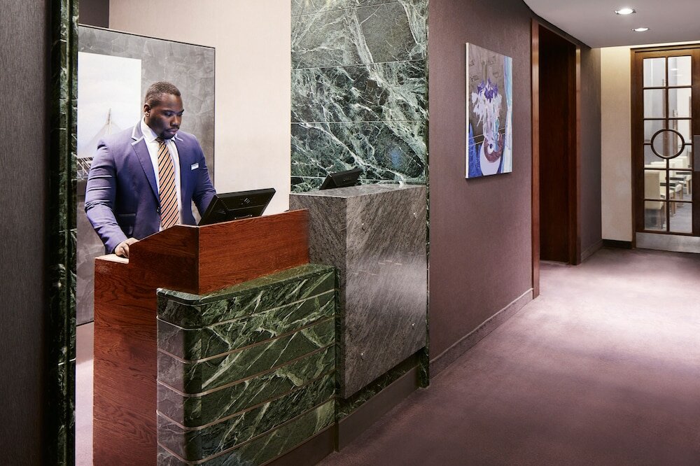 Фото Club Quarters Hotel, Trafalgar Square