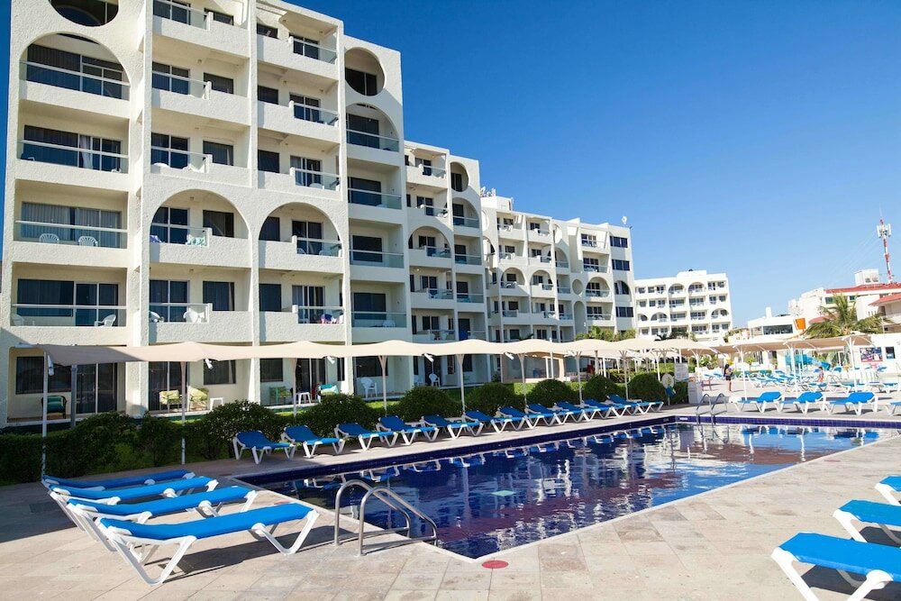 Фото Aquamarina Beach Hotel Cancún