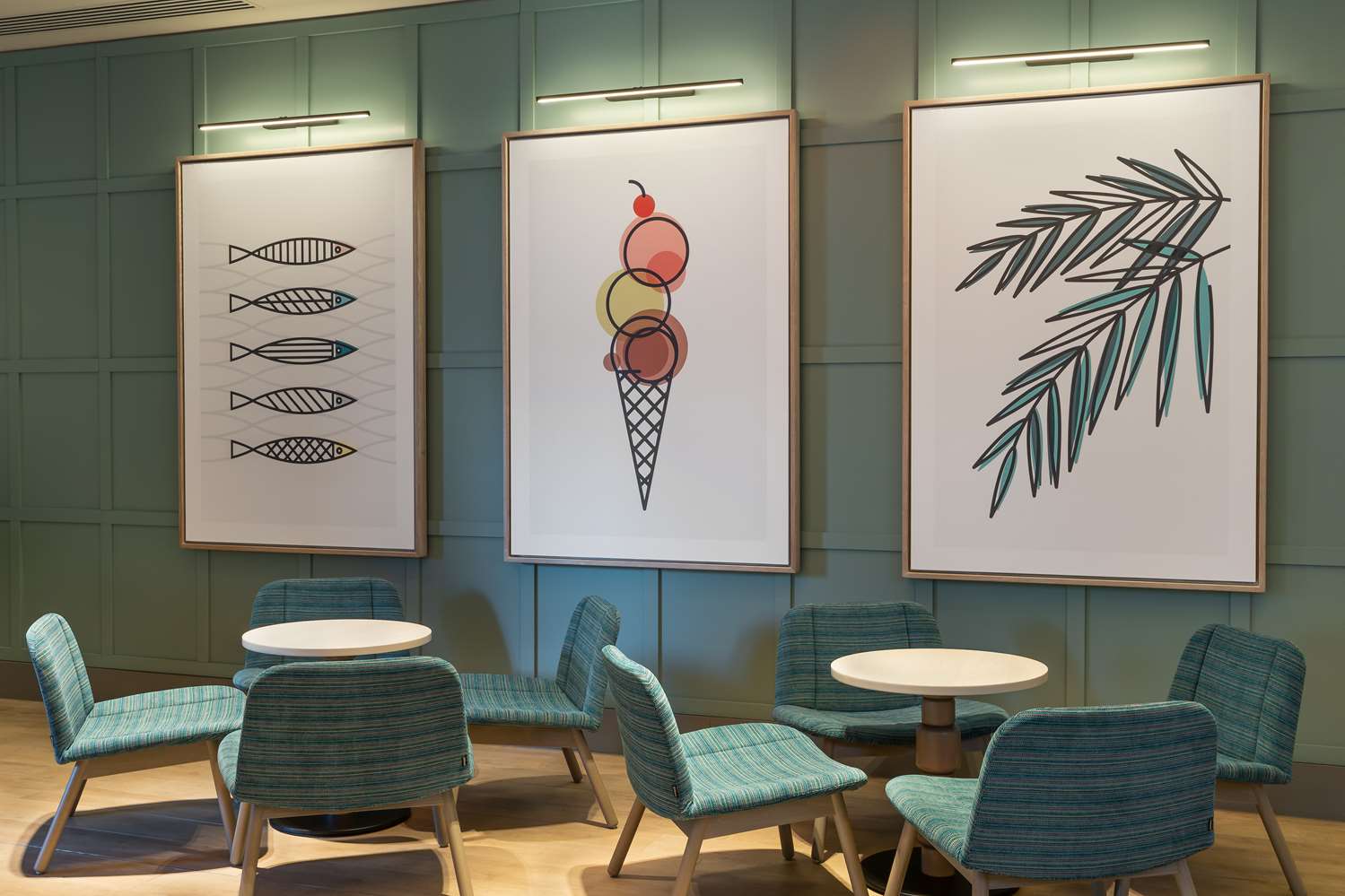 Фото Hampton by Hilton Torquay