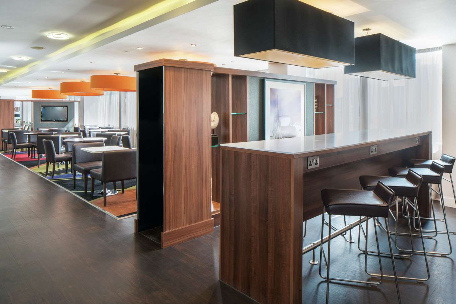 Фото Hampton by Hilton Birmingham Broad Street