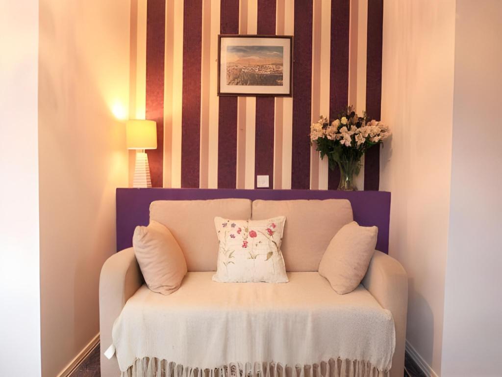 Фото Abbey Bed and Breakfast