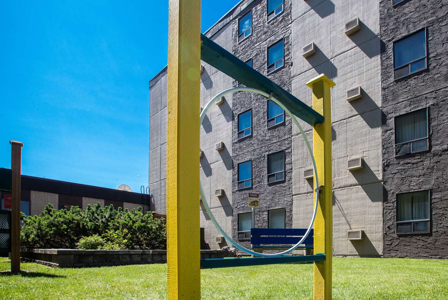 Фото Travelodge Edmonton West