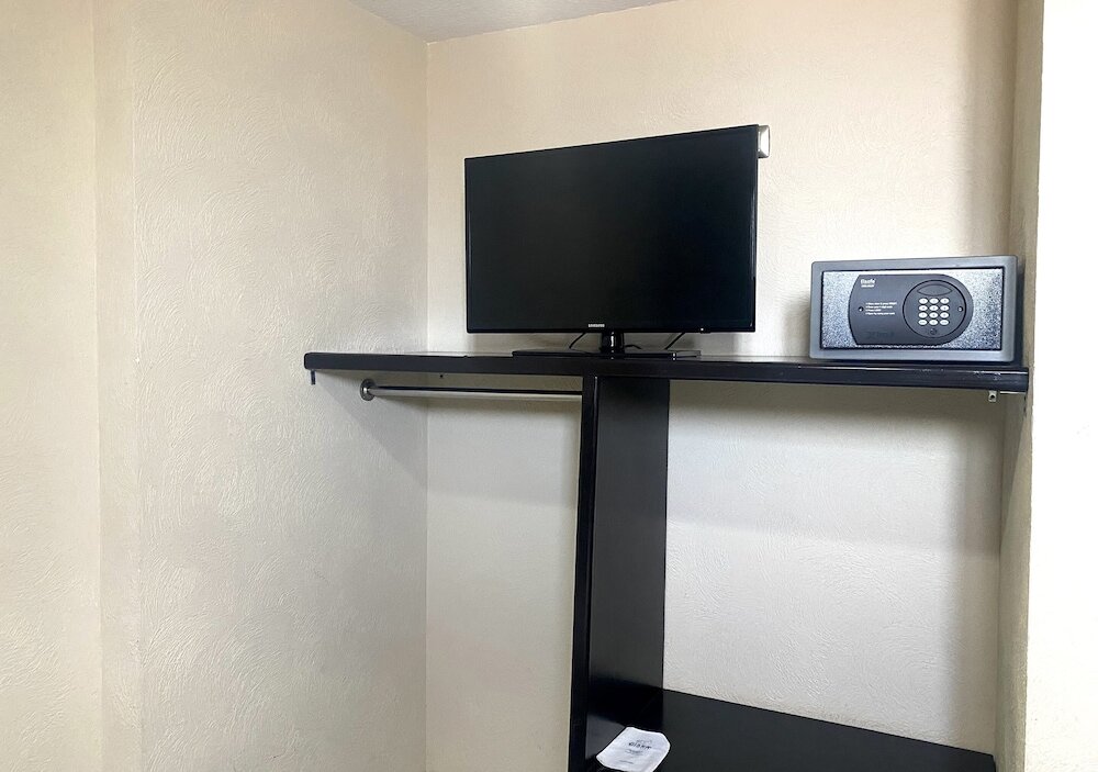 Фото Hotel Diana del Bosque by Dot Urban