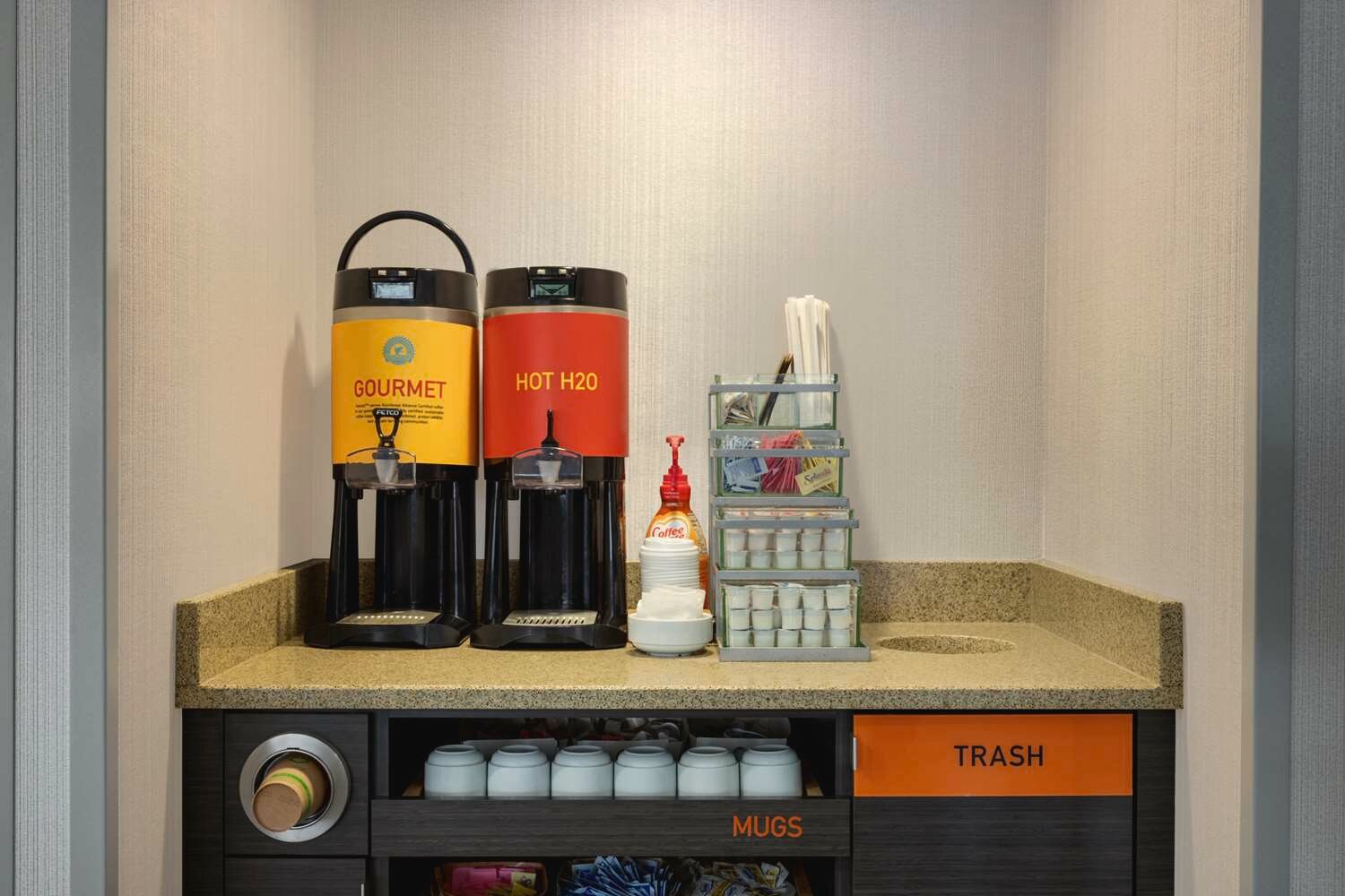 Фото Home2 Suites by Hilton - Oxford