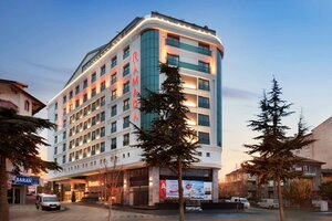 Ramada by Wyndham Isparta (Isparta, Isparta Merkez, Bahçelievler Mah., 3035. Sok., 25/1), hotel